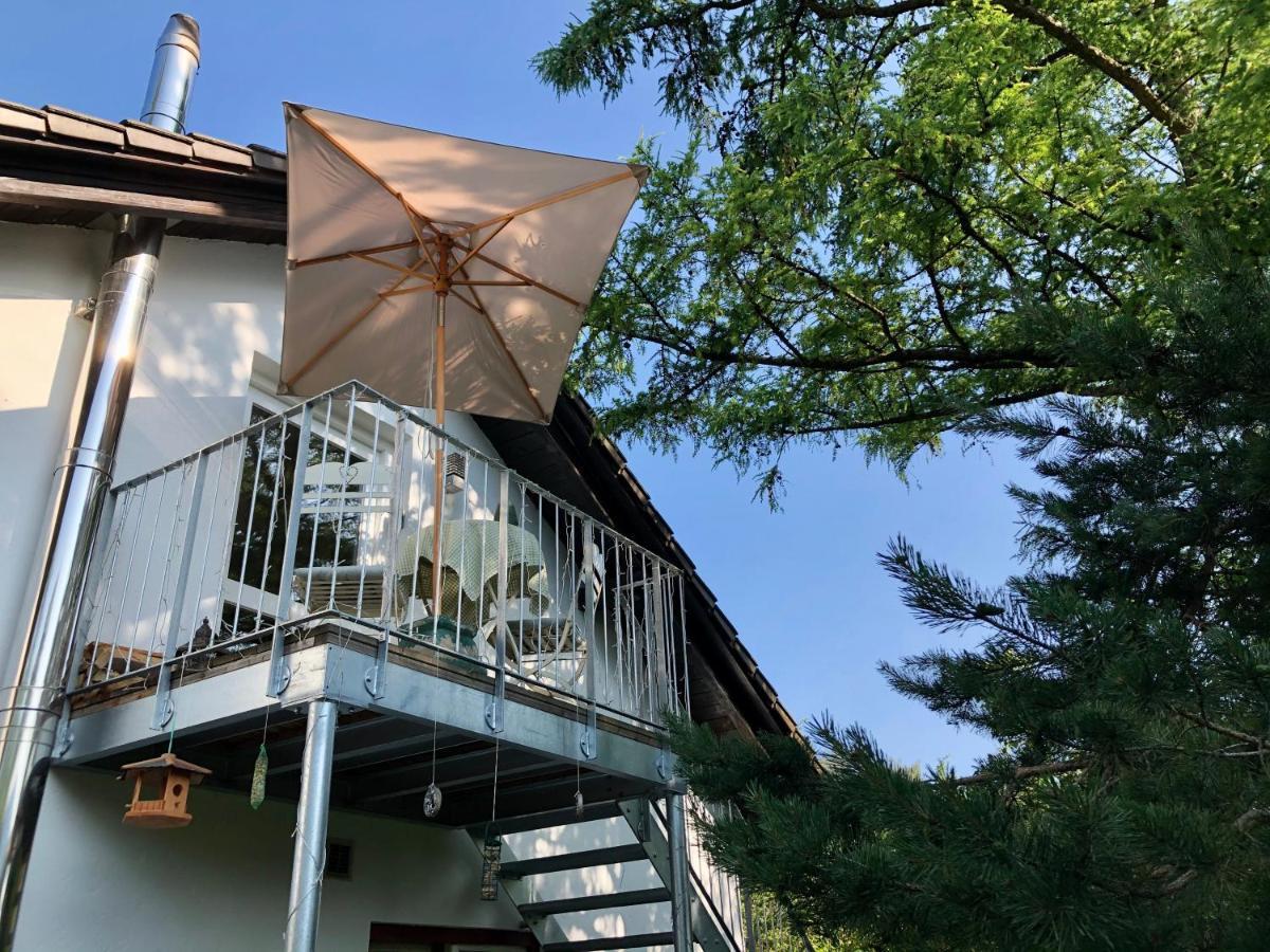 Charmante Ferienwohnung Mit Balkon Im 5-Seen-Land Hechendorf am Pilsensee Ngoại thất bức ảnh
