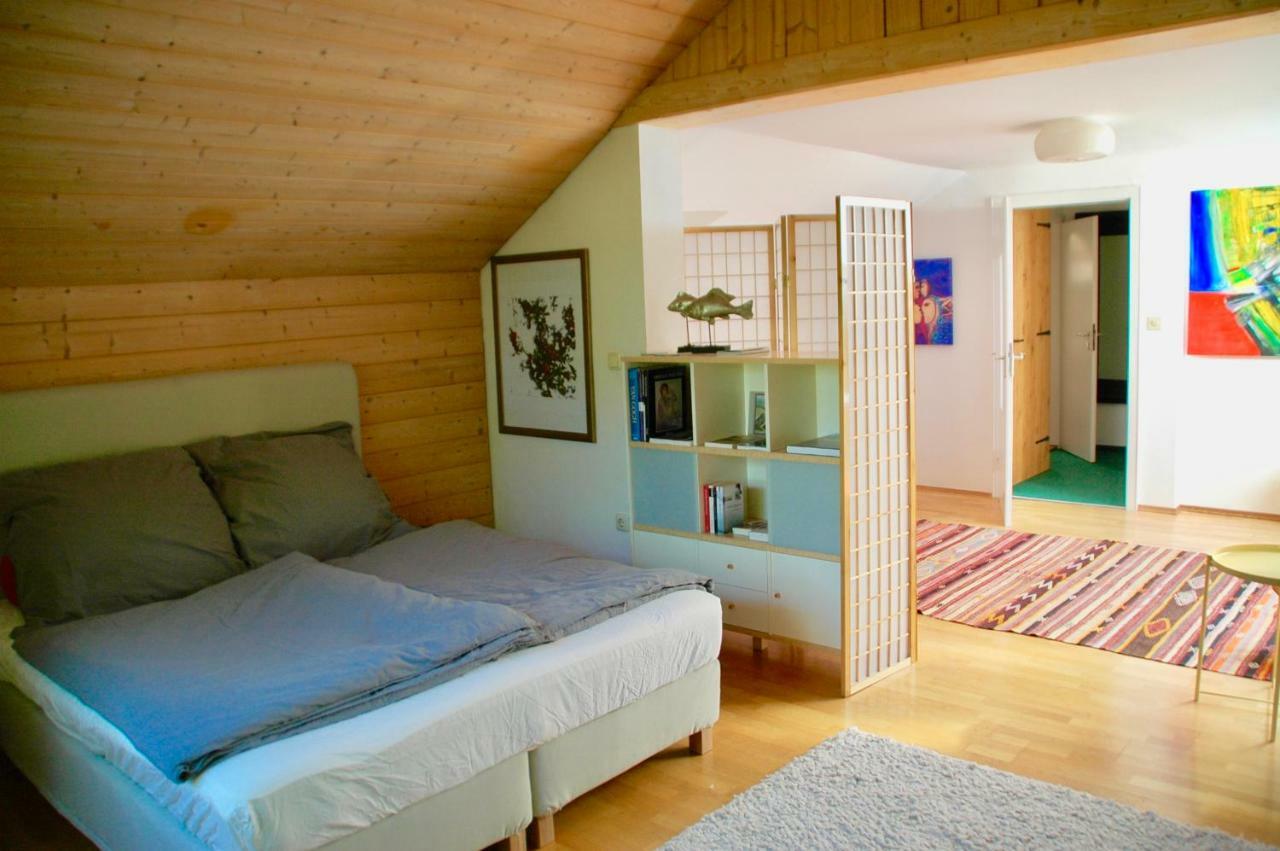 Charmante Ferienwohnung Mit Balkon Im 5-Seen-Land Hechendorf am Pilsensee Ngoại thất bức ảnh