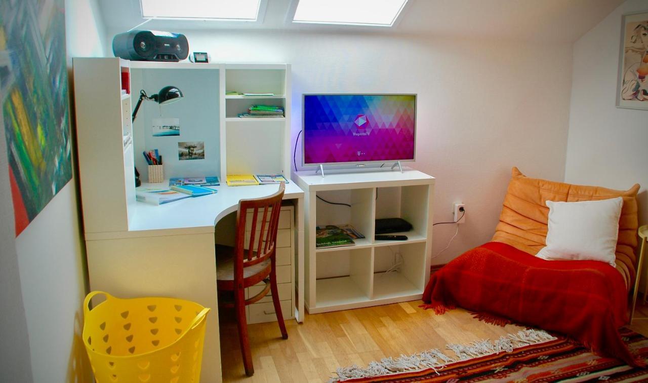 Charmante Ferienwohnung Mit Balkon Im 5-Seen-Land Hechendorf am Pilsensee Ngoại thất bức ảnh